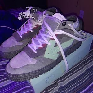 These are off white soft court low sneakers size 46
